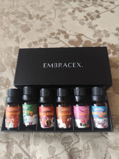 6PC/1PC 10ML Merry Christmas Fragrance Oils Long-Lasting Fragrance Christmas Candle Gifts Box Christmas Crafts DIY Humidifier photo review