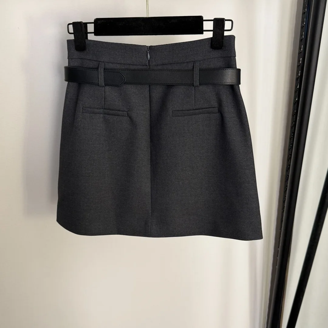 

2025 Summer/Autumn New Style Women's High-Waisted Slimming Suit Short Skirt with Belt