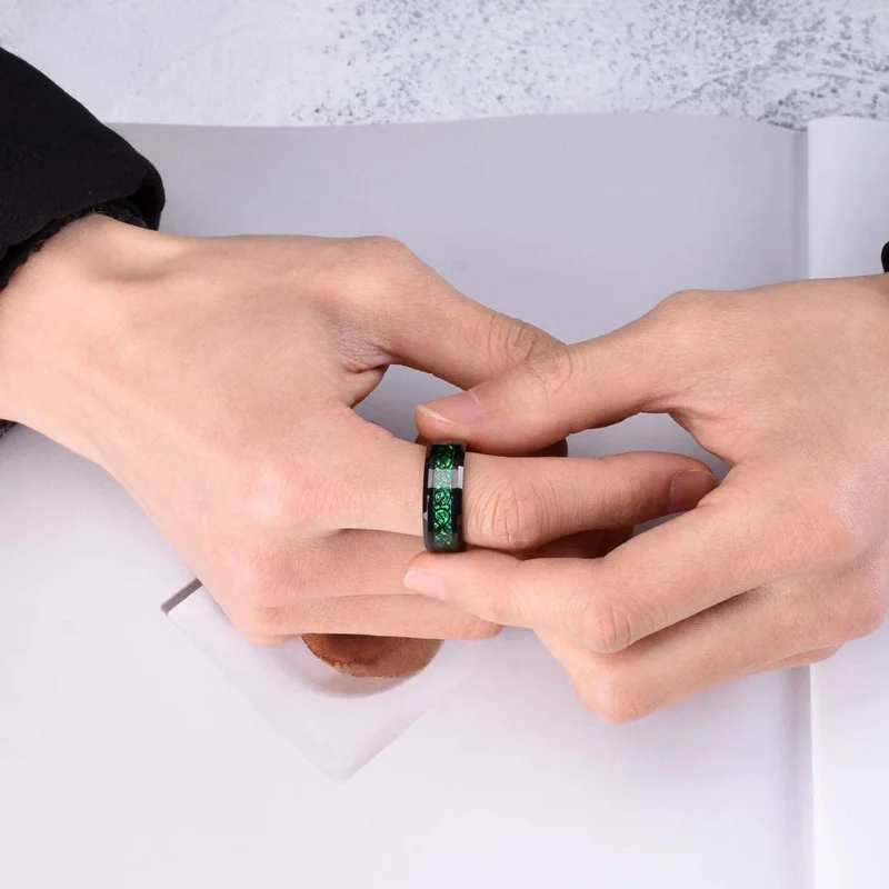 Stainless Steel Celtic Dragon Ring Inlay Red Green Black Carbon Fiber Ring Wedding Band Charm for Men Jewelry Gifts