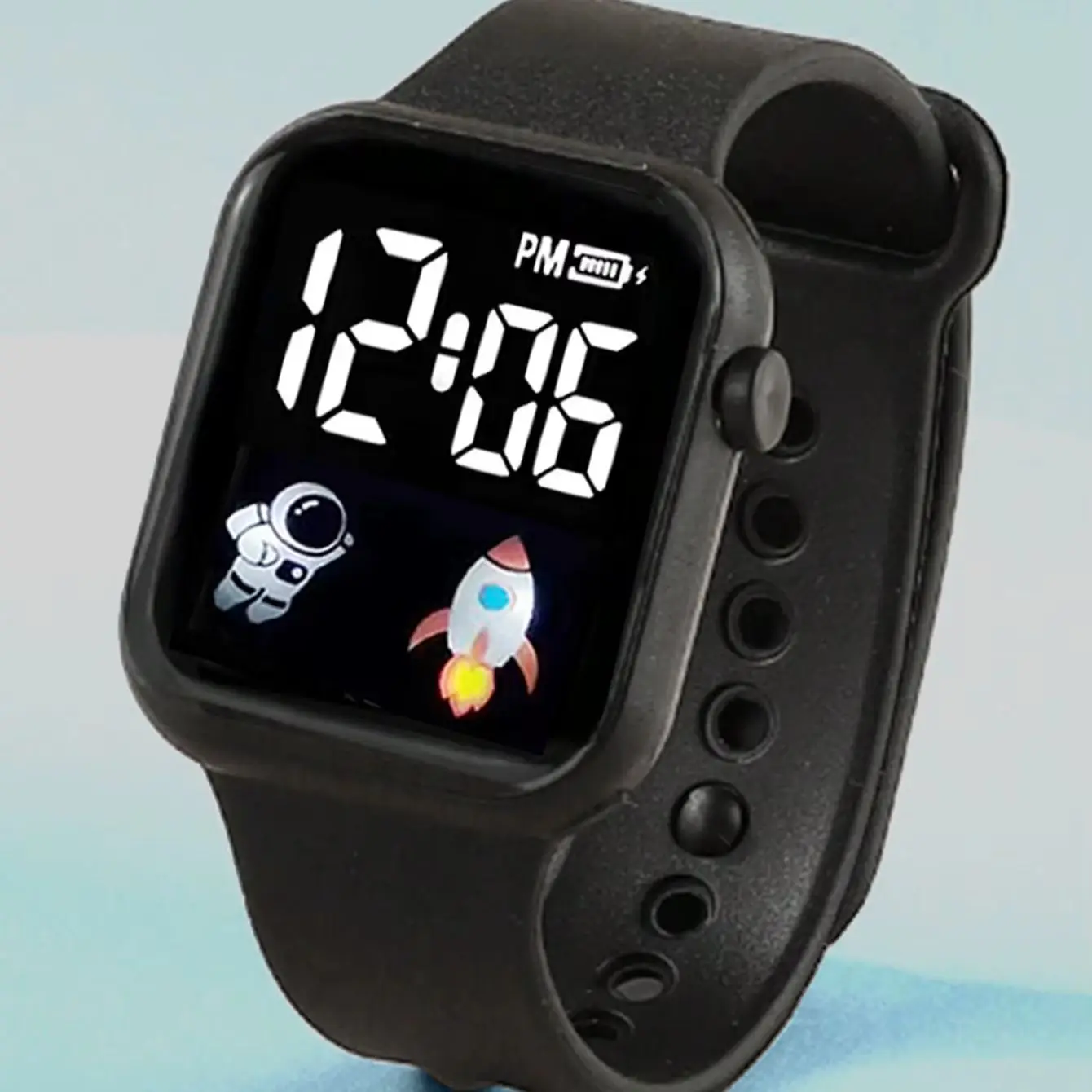 3-Piece Set of Black Silicone Digital Watches with Casual Accessory Set, Suitable for Daily Wear and Holiday Parties The Right Gift for Children