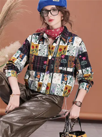 Women Cropped Patchwork Shirt Vintage Floral Print Blouse Loose Button Up Top Retro Casual Long Sleeve Streetwear Fashion