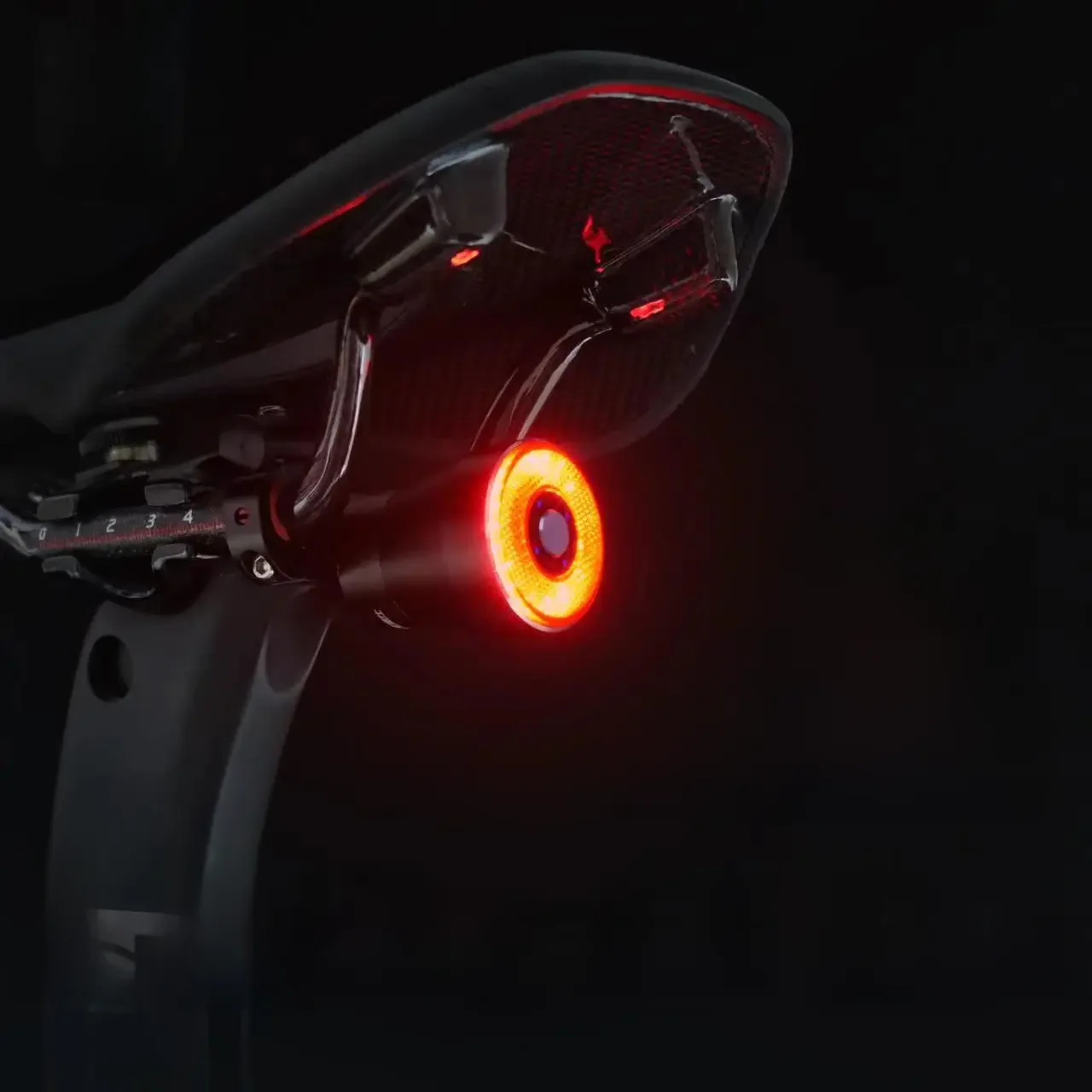 AliExpress SENICX Bicycle Smart Auto Brake Sensing Light IPx6 Waterproof LED Charging Cycling Taillight Bike Rear