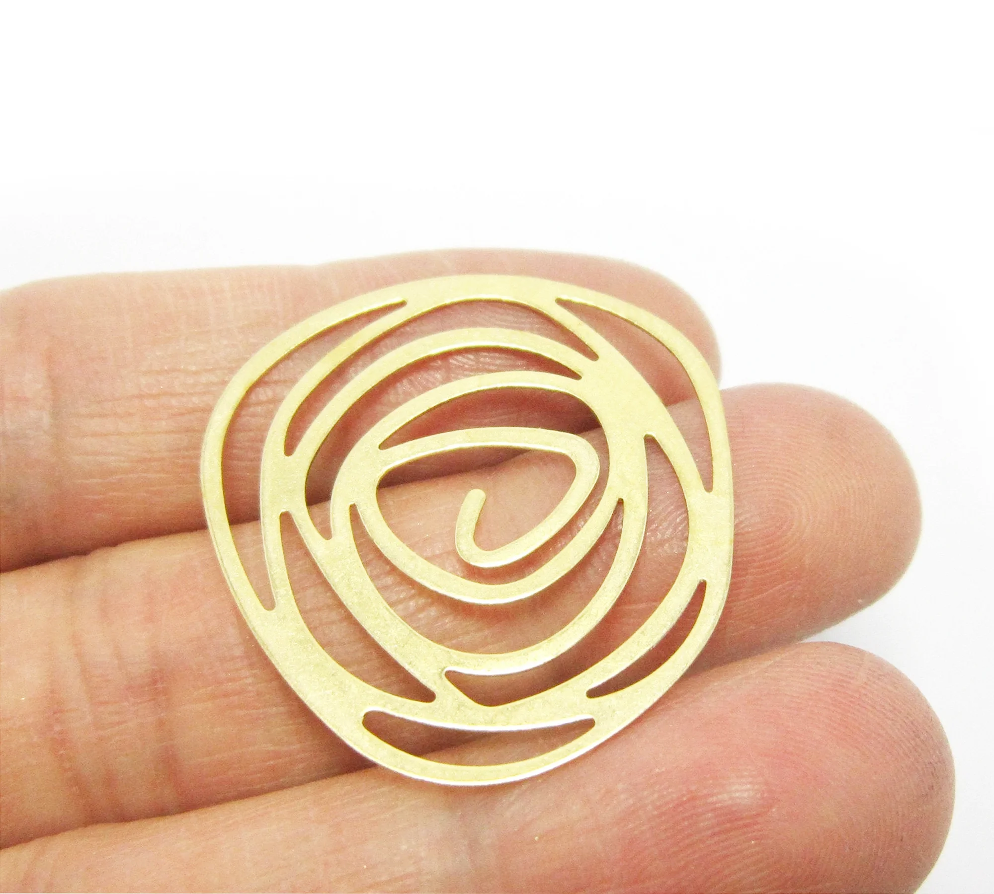 

20pcs Brass Flower Charm, Filigree Rose Earring Charm, Earring Findings, Necklace Pendant, 32x30mm, Jewelry Supplies -R785