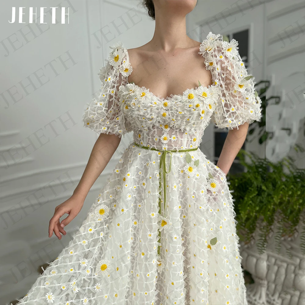 JEHETH Prom Jurk Bloemen Pastorale Daisy Party Puff Mouwen Luxe A Line Verjaardag Open Back Avondjurk Ivoor Gewaden De Soirée Promjurk Bloemen Pastoraal Madeliefje Feest  Pofmouwen Luxe A-lijn Verjaardag  Ivoor avondju