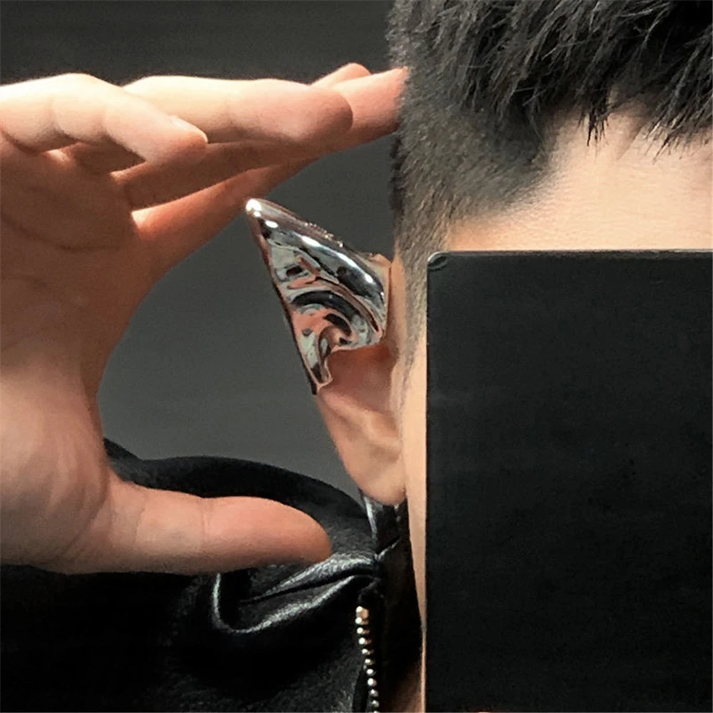 HUANZHI 2022 New Cyberpunk Elf Ear Accessories Mechanical Metal Ear Clip For Women Men Trendy Punk Party Show Jewelry