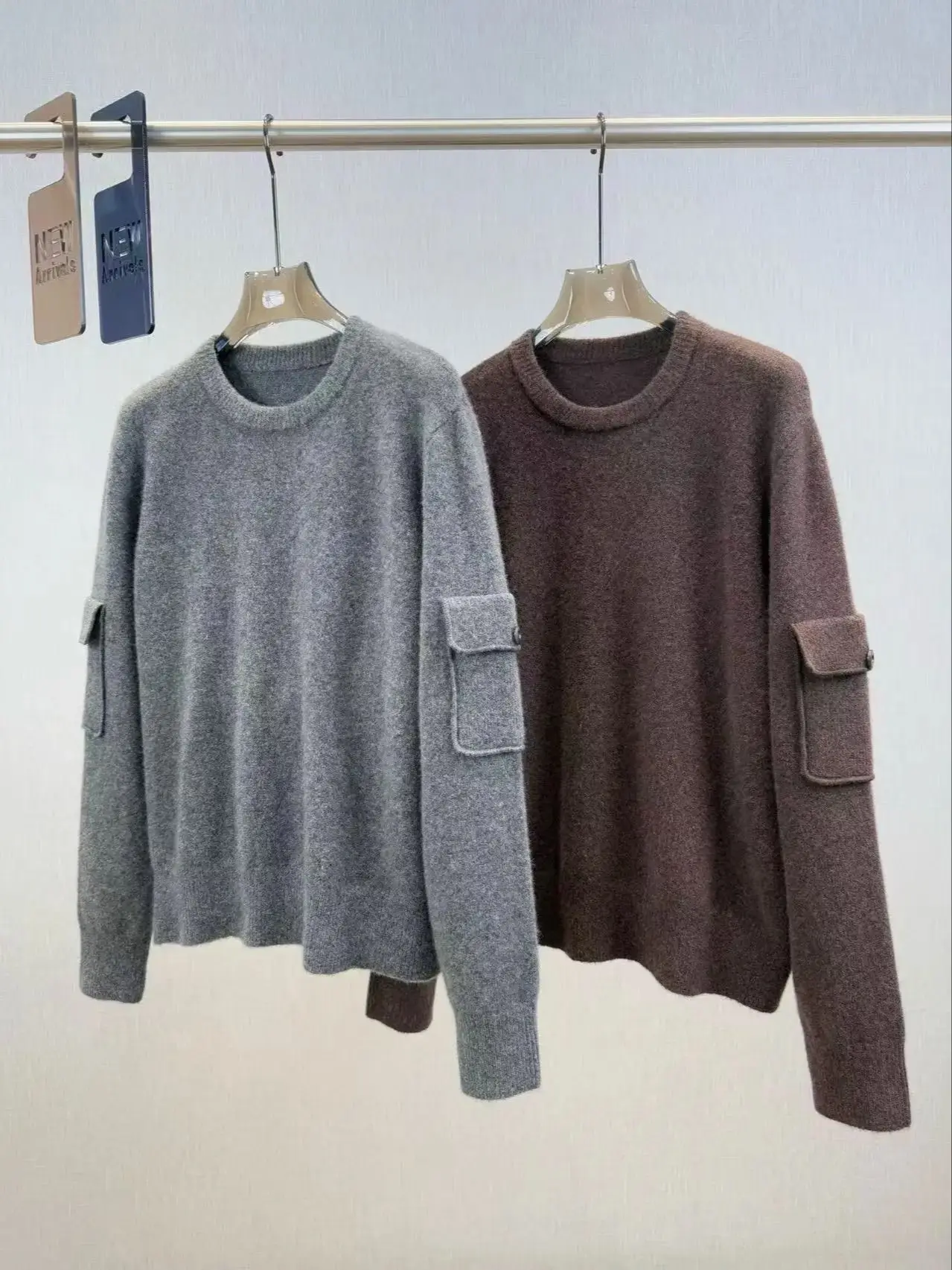 

Casual wool blend long sleeve with two pockets
