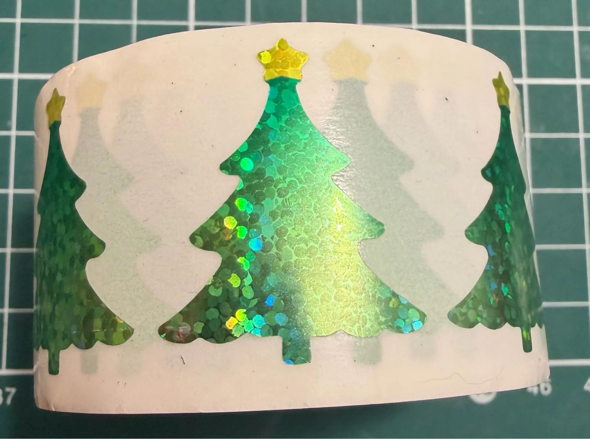 500Pcs Gift Sealing Stickers Christmas Tree Hat Snowflake Santa Mail Festival Party Decorations Labels Children's Toys Sticker photo review