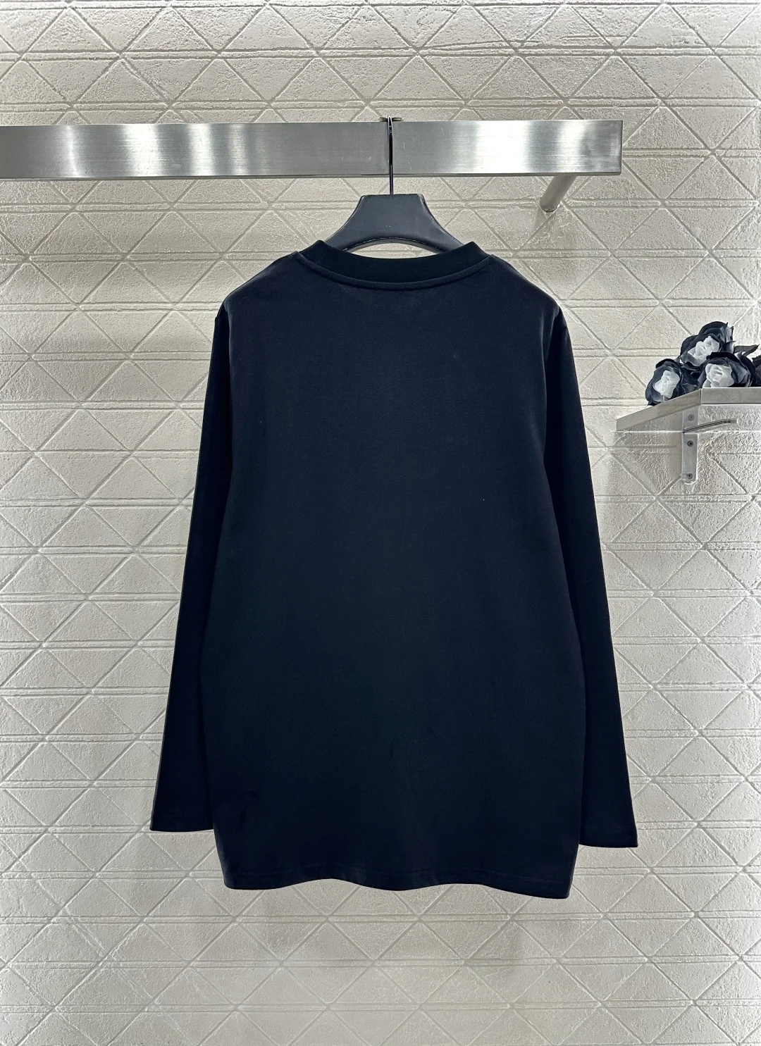 

25 New Round Neck loose Comfortable and Casual Solid Color T-shirt