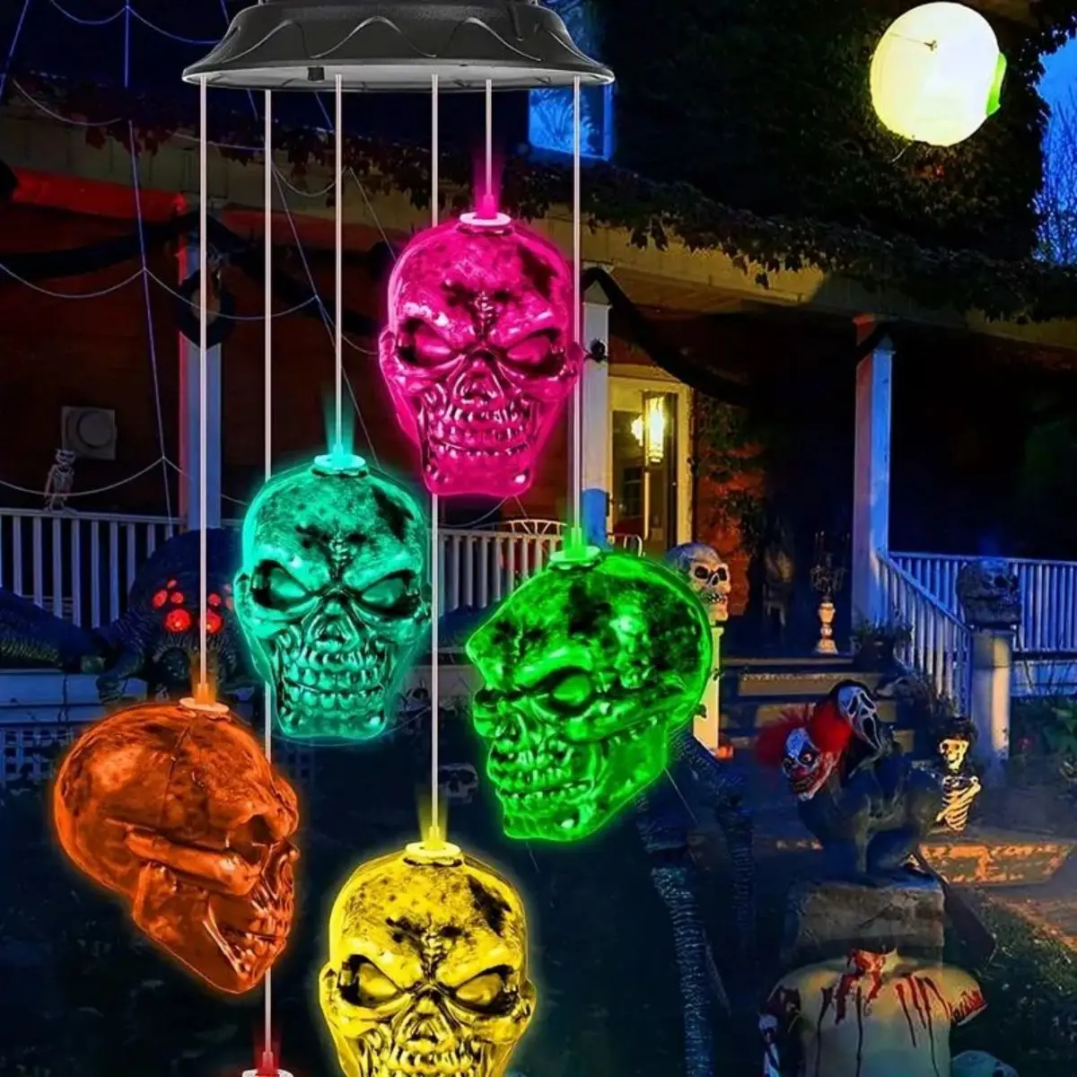 Único vento solar carrilhão decoração, cobre e plástico crânio cabeça, 6 mudança de cor LED string luzes, fácil de instalar, 1pc