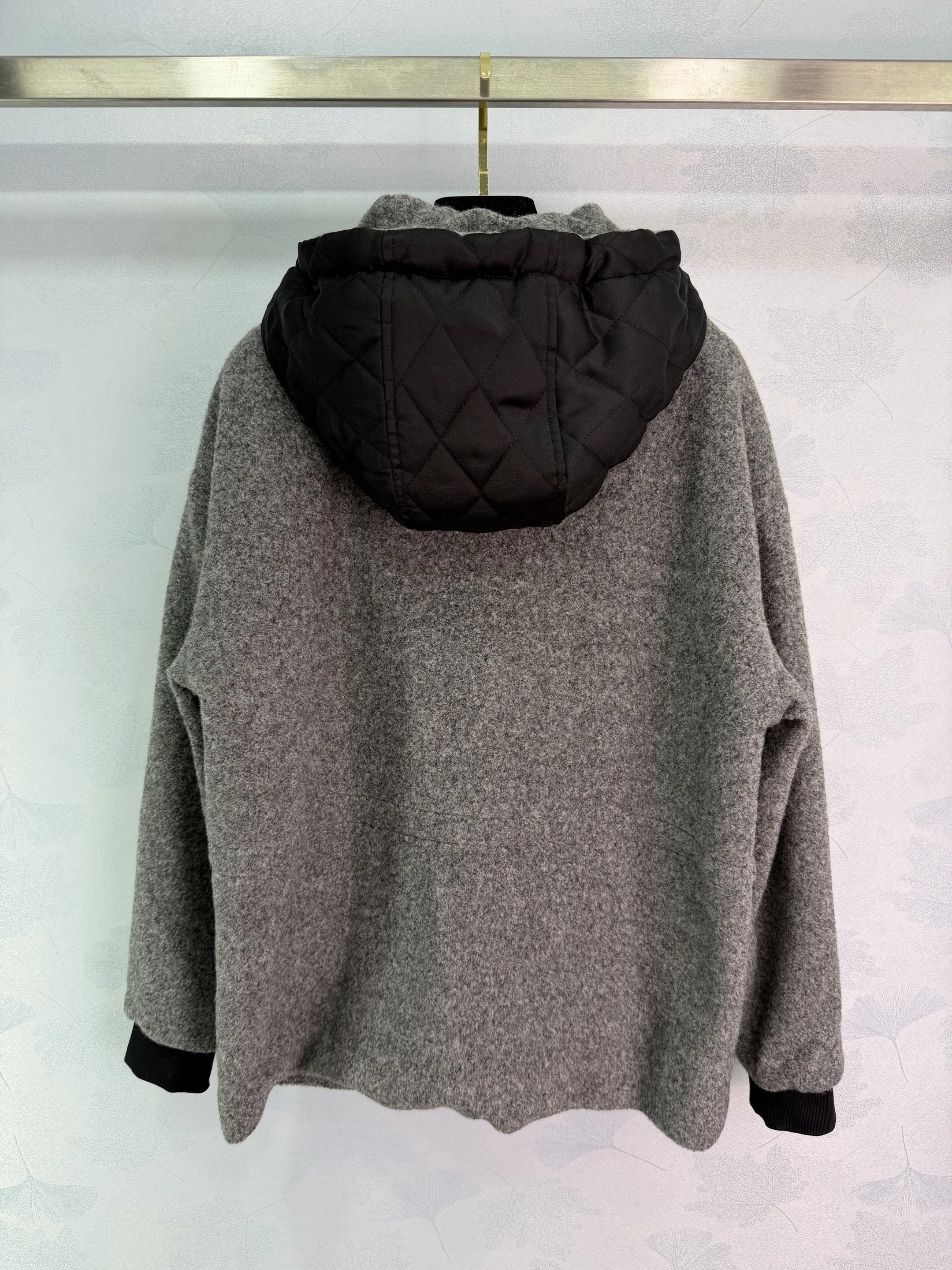 

25 Winter New Versatile Fashionable Hooded Women's Knitted Embroidered Contrast Jacket