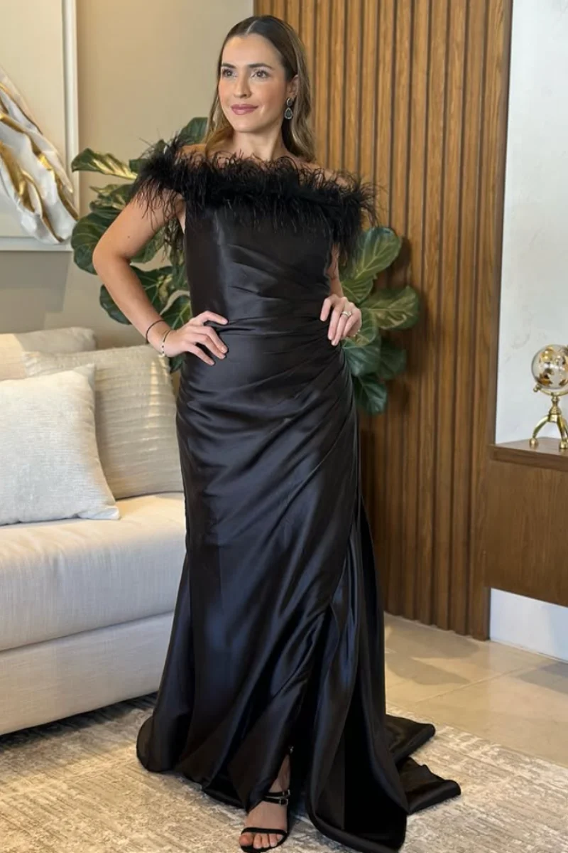Annie Abiti da ballo con pieghe in raso Piume fatte a mano Abiti da sera neri Abiti da festa di nozze da donna slim ed eleganti