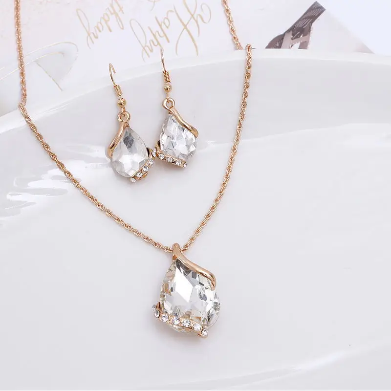 Fashion European and American water droplets love crystal jewelry necklace jewelry exquisite set bride photo wedding set gift