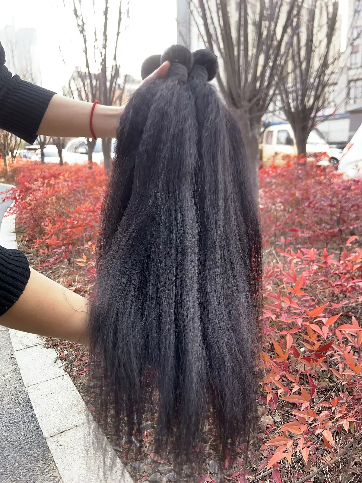 

Mossily Kinky Прямые пучки человеческих волос 100% необработанные 3-пакетовые предложения Перуанские наращивания Remy Raw с двойным утком на продажу