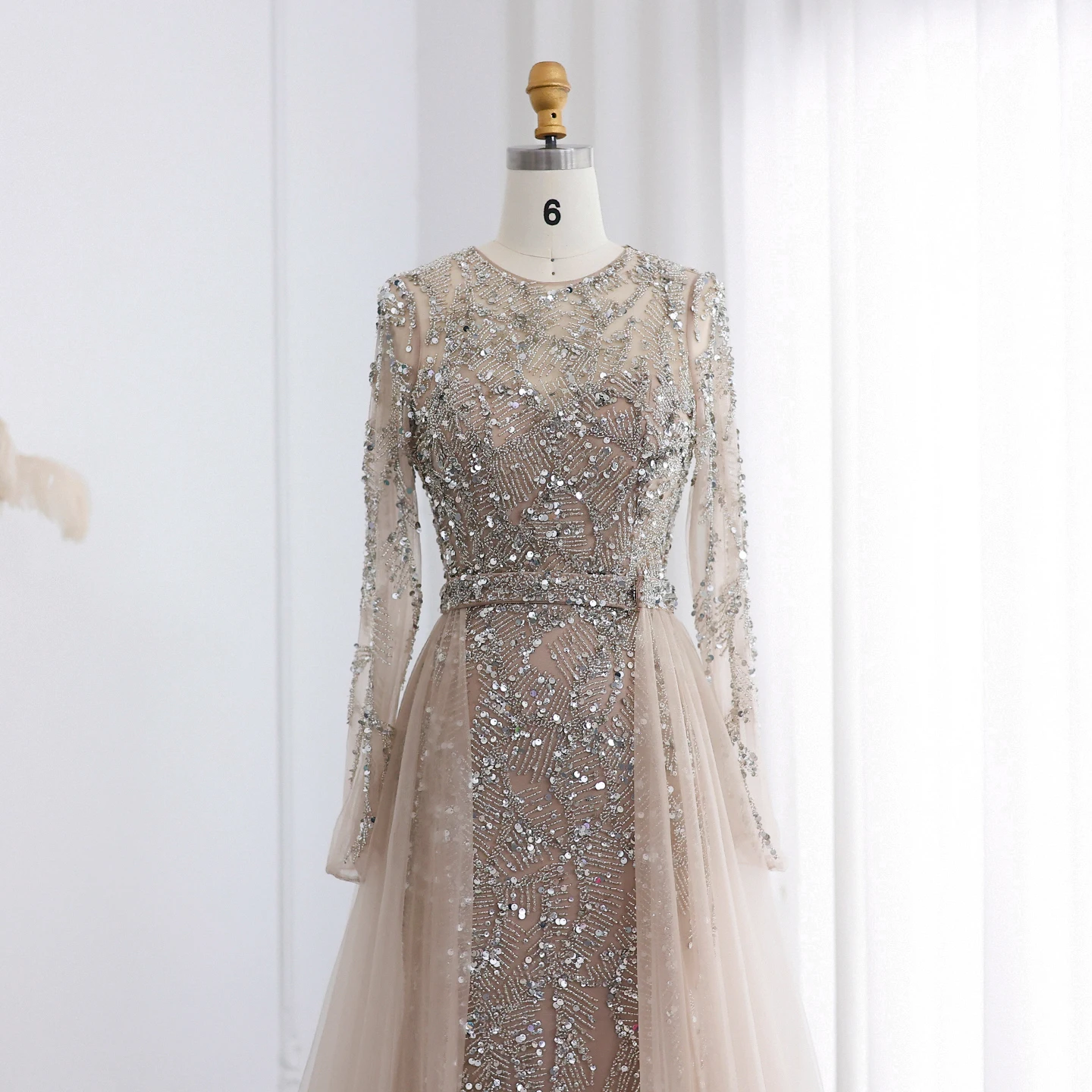 Sharon Said Luxuriöses Dubai Tüll Türkis Nude Meerjungfrauen-Abendkleid mit Überrock Arabisches Hochzeits-Formal-Partykleid SS183 Maßanfertigung – Detail 6