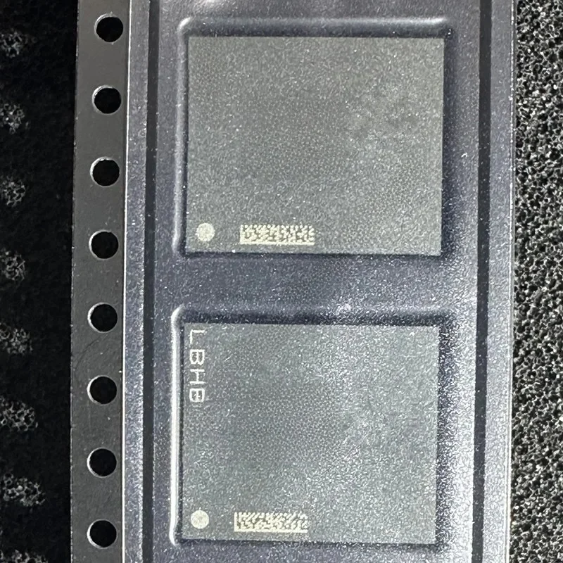 nowy 1 szt. D9WCW MT61K256M32JE-14:A GDDR6 SGRAM — zdjęcie 2