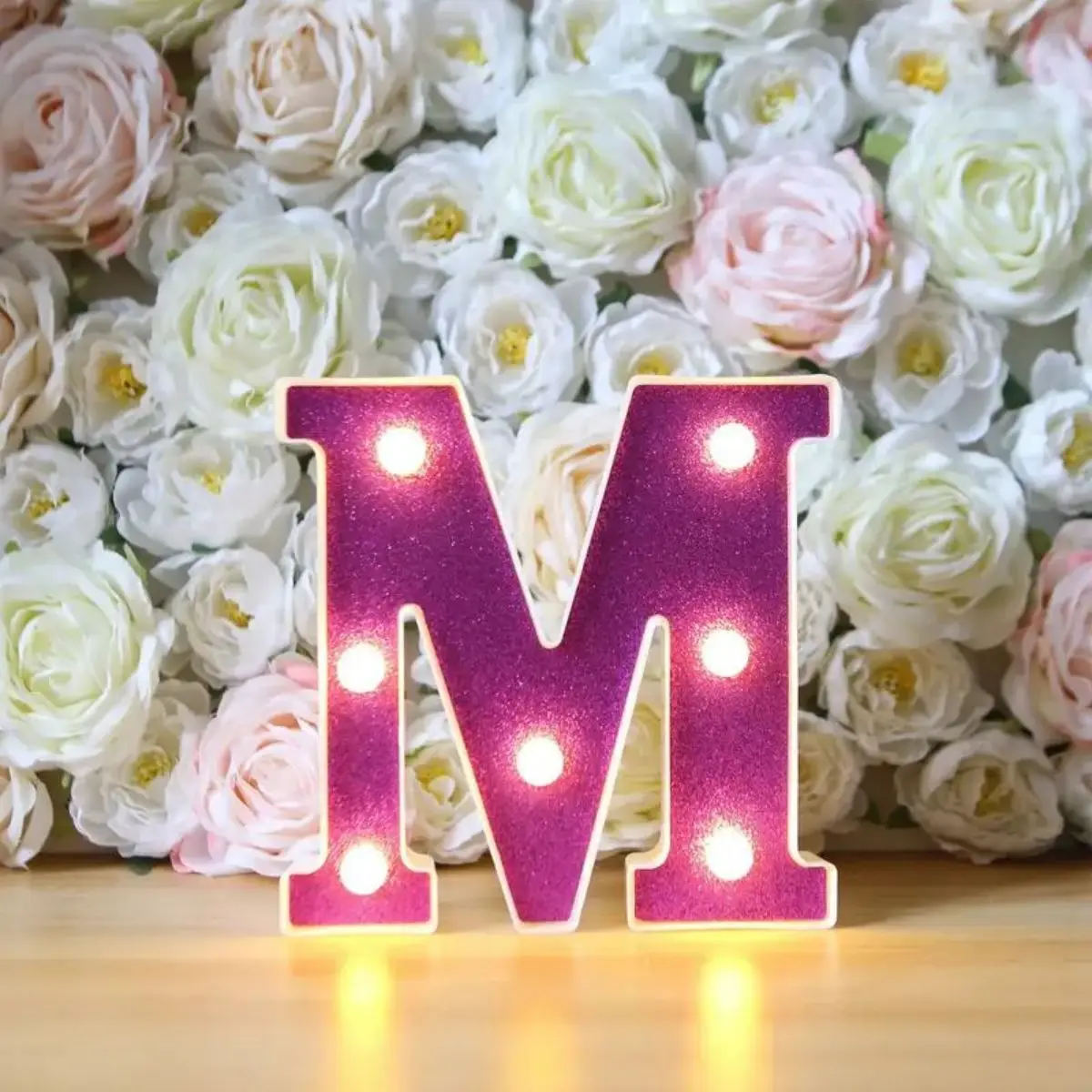 1pc viola Glitter LED Letter Light-alimentato a batteria, lampada da notte decorativa per proposta di matrimonio, compleanno e puntelli fotografici