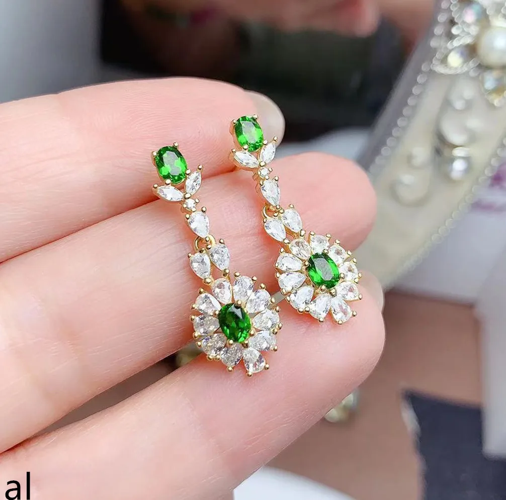 KJJEAXCMY Boutique Jewelry Women's Earrings 925 sterling silver inlaid with natural diopside Party Birthday Wedding Gift