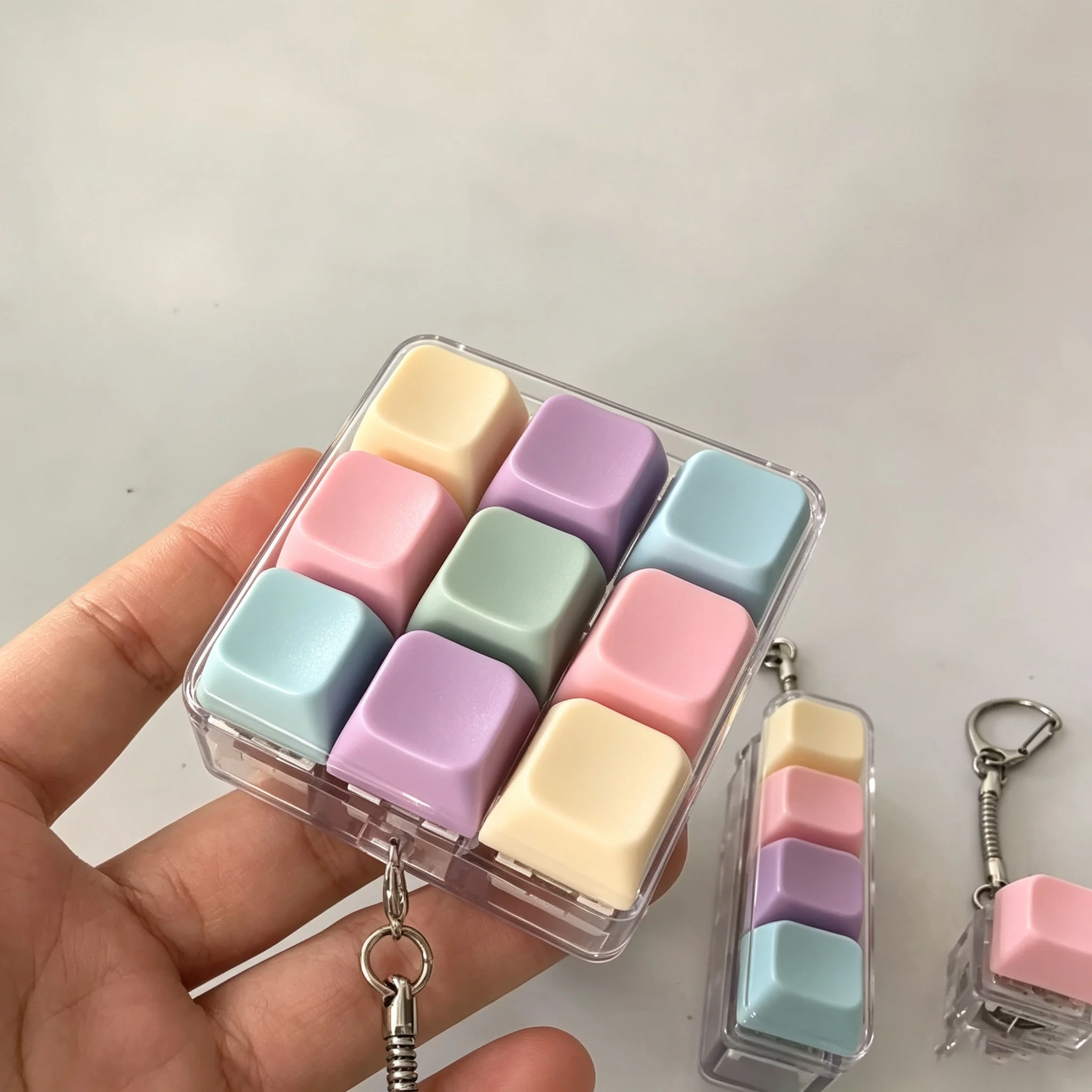Decompression 4 / 9 Keyboard Key Toy Anti Stress Relief Finger Keychain ﻿Game Button Pinch Tester Office Desk Accessory