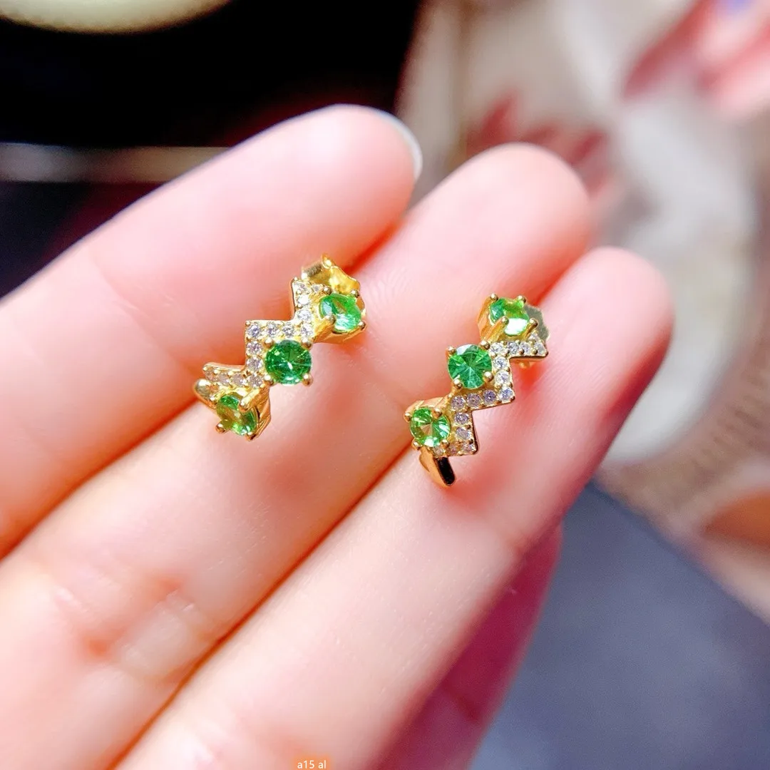 KJJEAXCMY Fine Jewelry 925 Sterling Silver Inset Natural Green Shafray 3x3mm Girls Plated 18K Gold Earrings New Year's Birthday