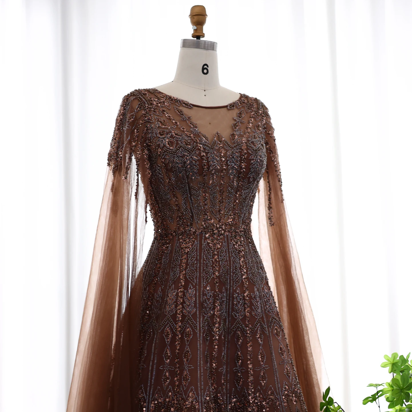 Sharon Said Luxuriöses Dubai Blaues Abendkleid mit Cape-Ärmeln in Übergröße, A-Linie, Arabisches Hochzeits- und Festkleid SS001, Maßanfertigung – Detail 13