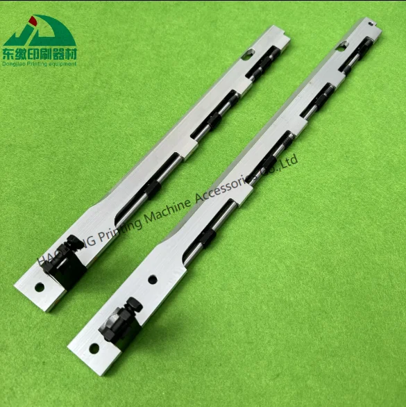 

Printing Machinery Parts Platen Gripper Arm T-Platen Platen Gripper Bar Assembly Replacement Parts Gripper Bar for Heidelberg