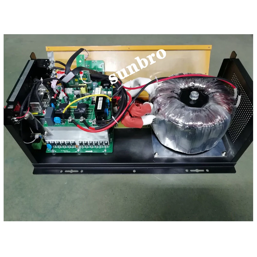 6000W 48V 220V Fotovoltaïsche Omvormer Zuivere Sinusgolf, Lage Frequentie Off Grid Power Omvormer Oplader Met Toroïdale Transformator