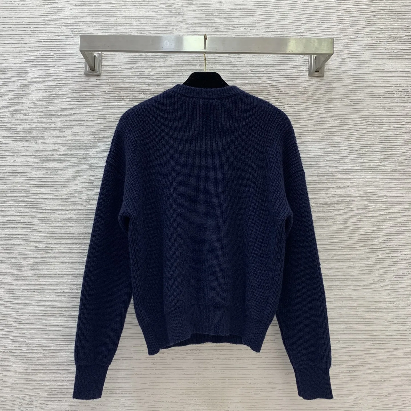 

2025 New Women's Chest Towel Embroidery Loose Fashion Short Long-sleeved Sweater Jumper