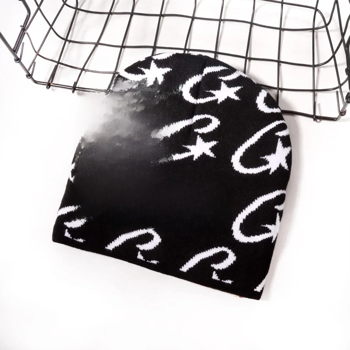 AliExpress MAZIAO Fashionable, trendy, casual, versatile knitted hat for outdoor cycling, sports, and warmth, suitable for both men and women