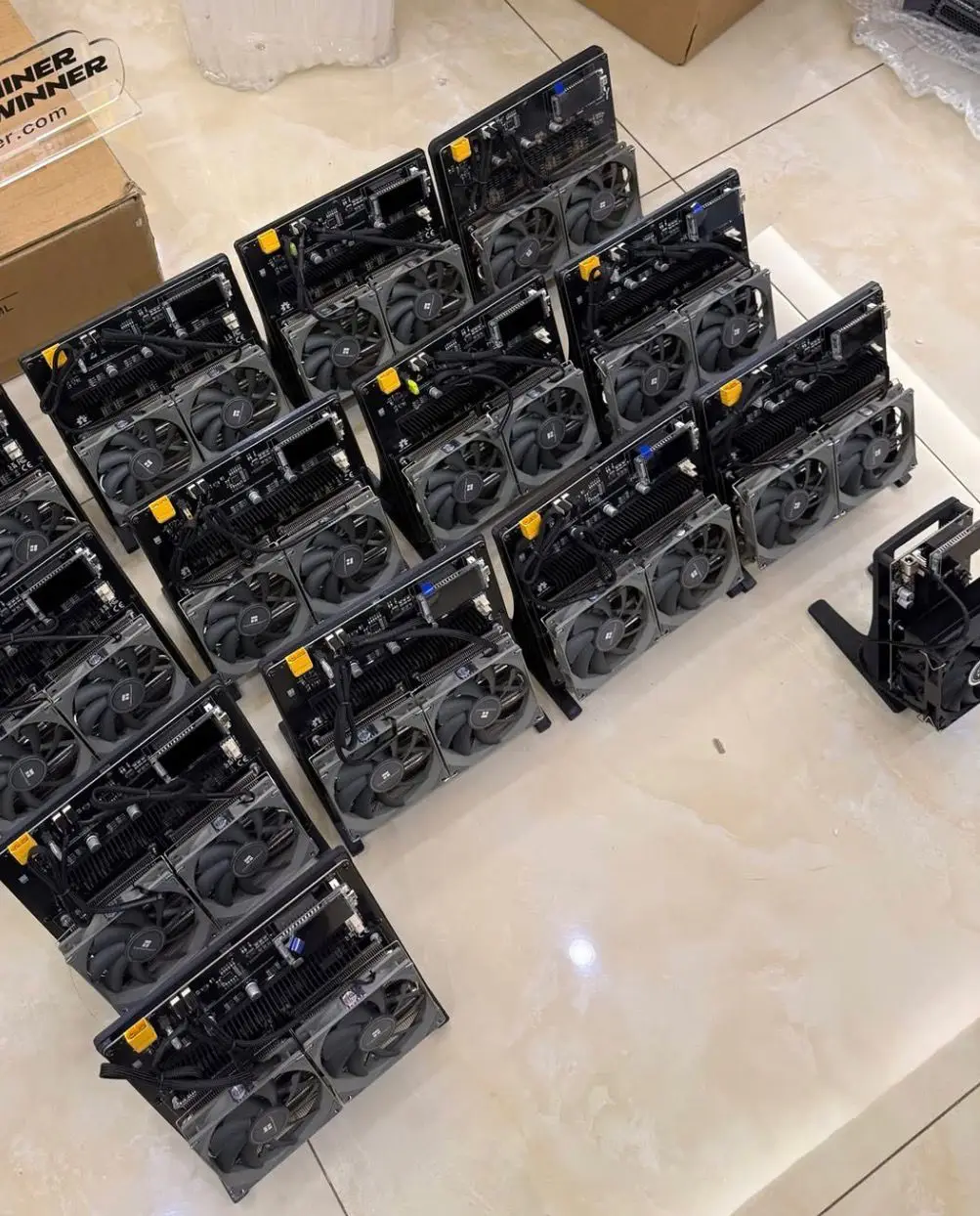 

Купите 5, получите 3 бесплатно: NerdOctaxe Rev 3.1 12Th/s 240W Bitcoin Solo Miner
