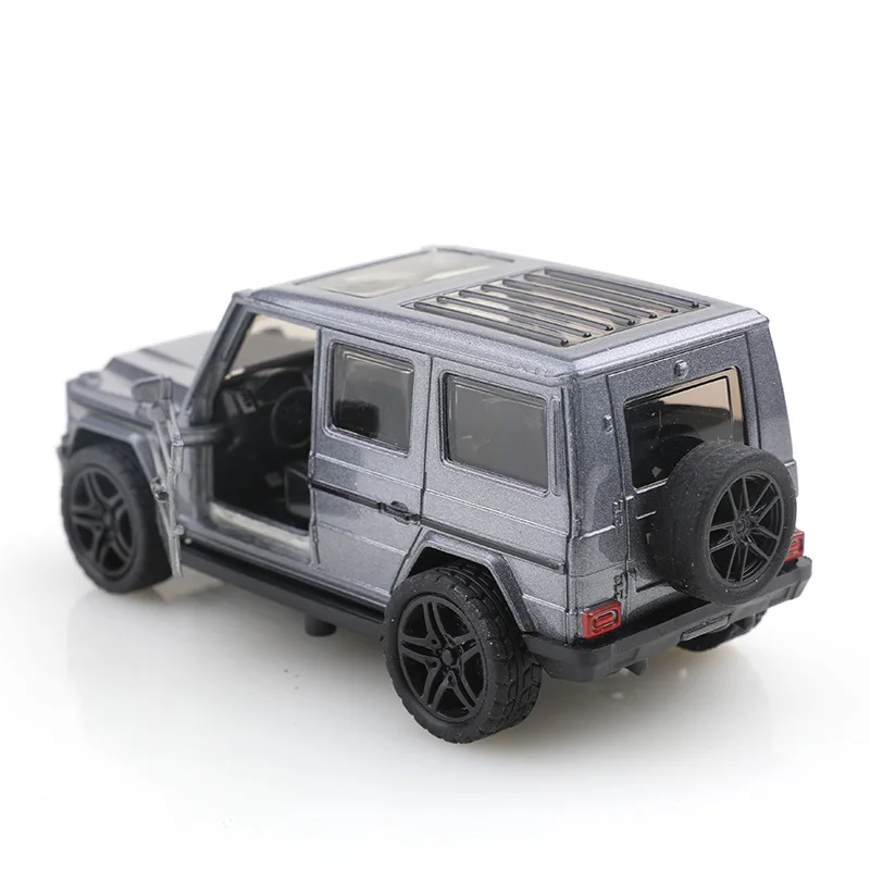 (Bagged) 1:38 Mercedes-Benz Jeep Hummer model samochodu odlewany ciśnieniowo, pojazd terenowy, model zabawki dla chłopca, ozdoba samochodowa, zabawka dla dzieci.