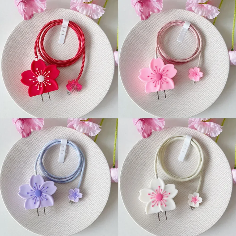 Luksusowy kabel USB Begonia Flower Osłona linii danych do iPhone'a 18W / 20W Etui do szybkiego ładowania Cartoon Winder Organizer — zdjęcie 2