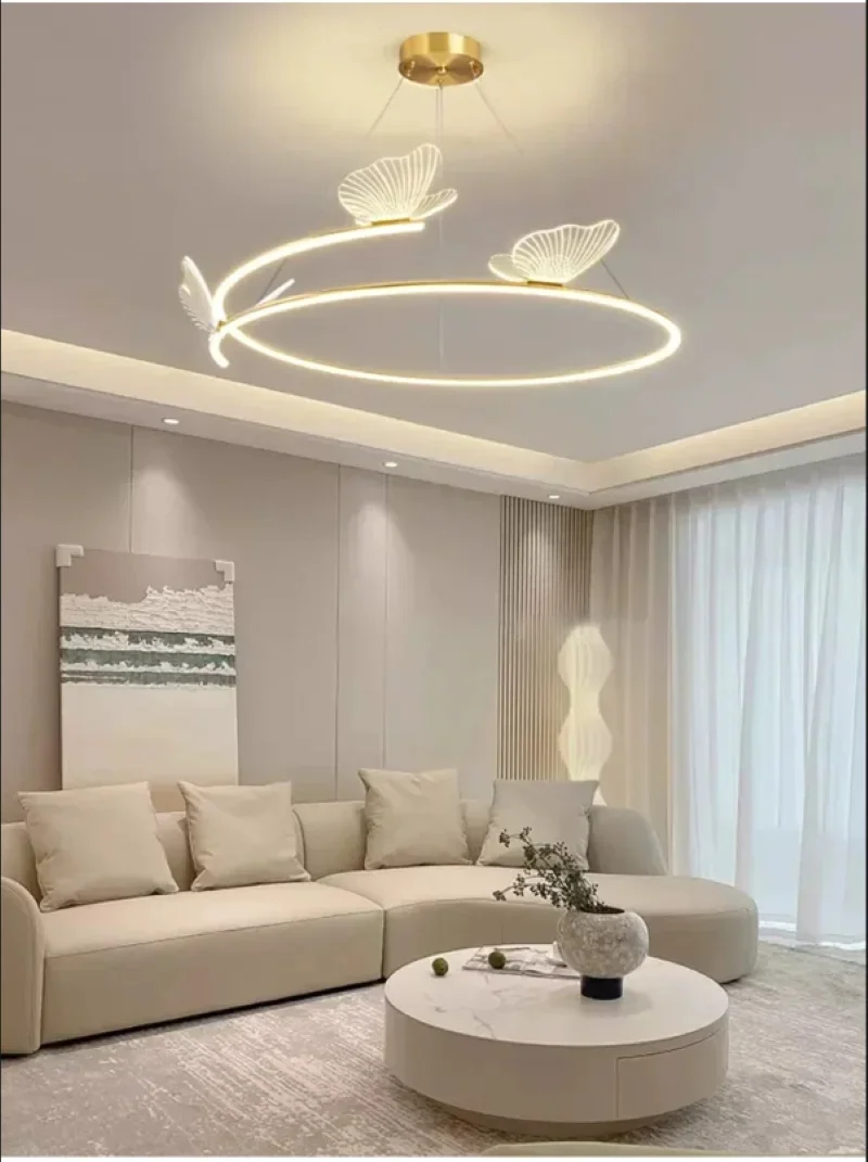 Lampe LED suspendue papillon au design moderne minimaliste, luminaire décoratif d'intérieur, idéal pour un salon ou une chambre à coucher, à la mode et créatif