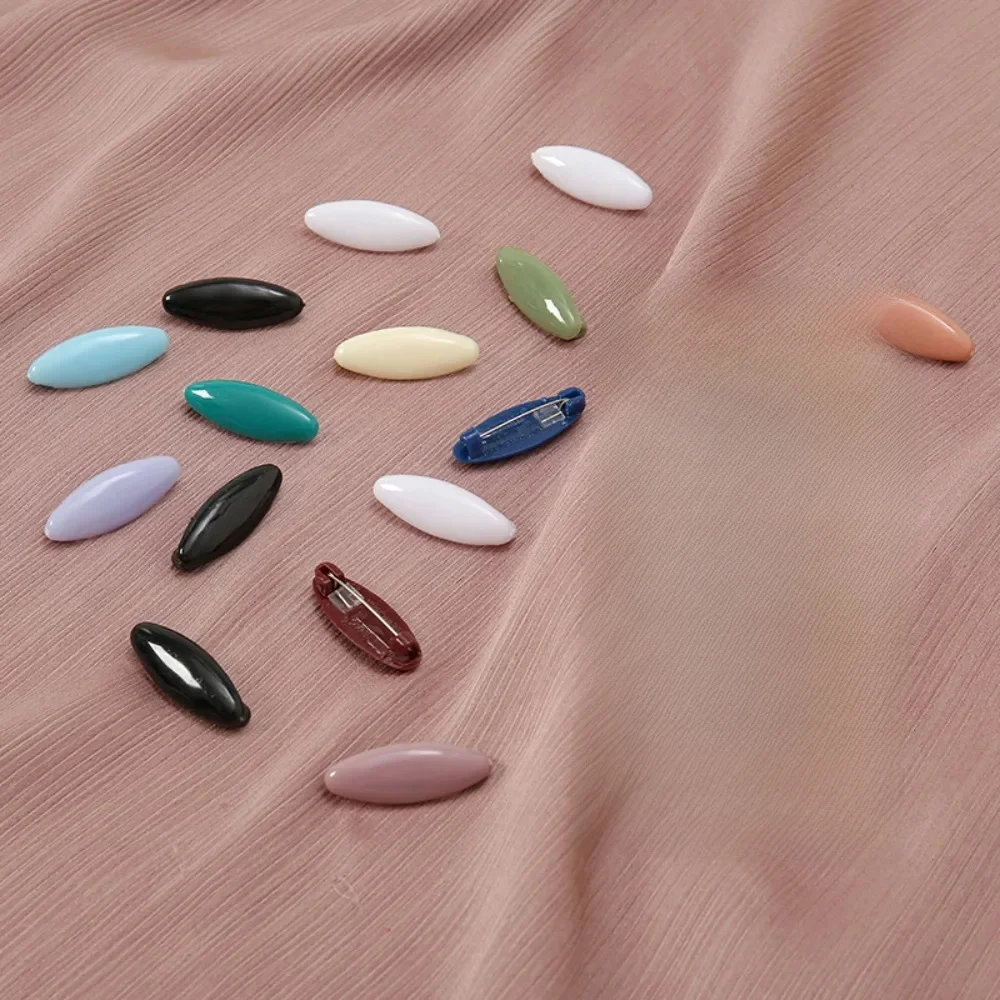 Nouveau 8 pièces/ensemble élégamment broche en plastique aiguille haute qualité écharpe accessoire fixer écharpe épingle de sûreté couleur unie Hijab broche