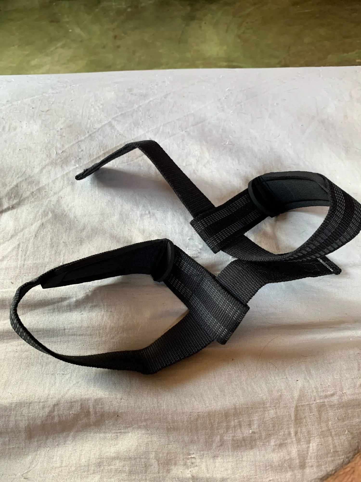 1Pair Non-slip Strap Gym Dumbbell Workout Weights Lifting Straps Crossfit Fitness Equipment Wrist Wrap Lift Exercise Training photo review