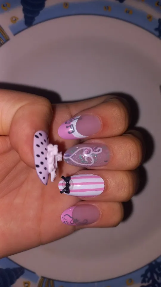 24pcs Sweet Pink Press On Nails Pink Bowknot Design French Almond Fake Nails Glossy Fashion Korean False Nail Patches Manicure photo review