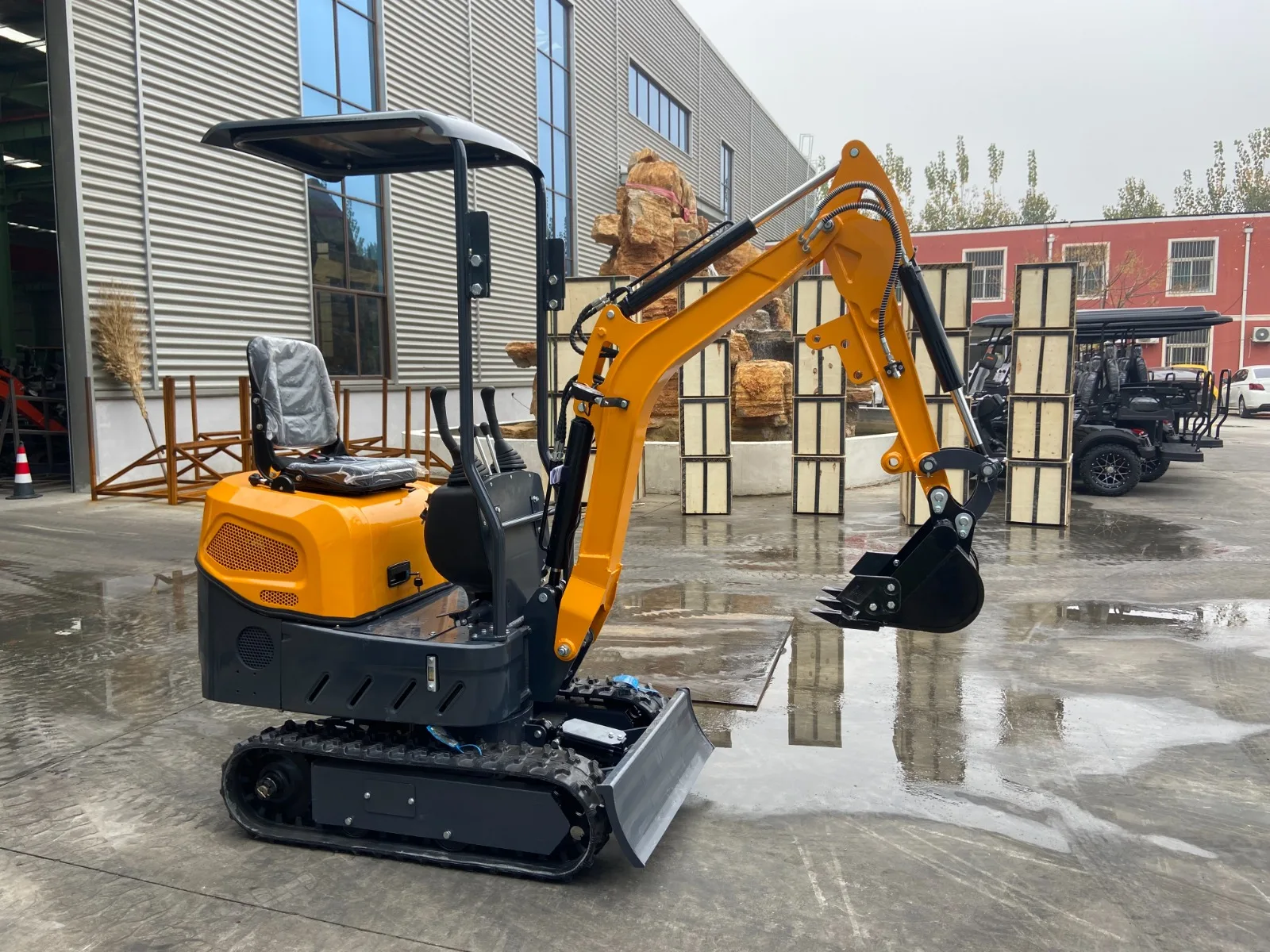 Customized excavator chassis telescopic function