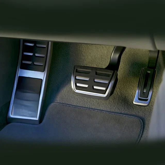 Pédales de voiture LHD pour Audi A4 B8 S4 RS4 Q3 A5 S5 RS5 8T Q5 8R SQ5 A6 C7 A7 S6 4G A8 S8 A8L 4H couvercle de pédale de frein de carburant