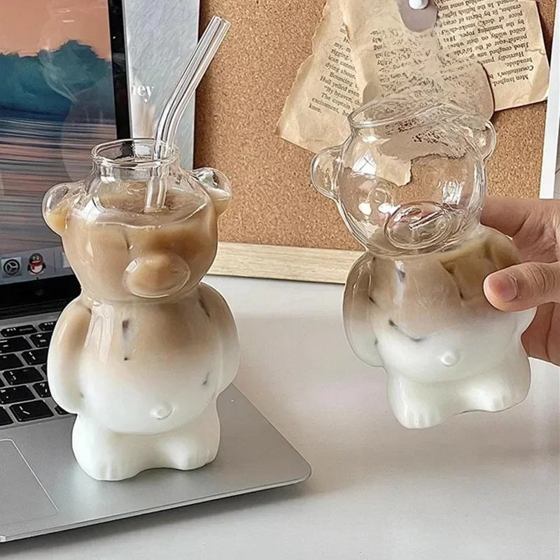Tasse à café en forme d'ours de dessin animé, tasse en verre avec verres en paille, cadeaux d'anniversaire et de noël pour femmes, enfants et amis