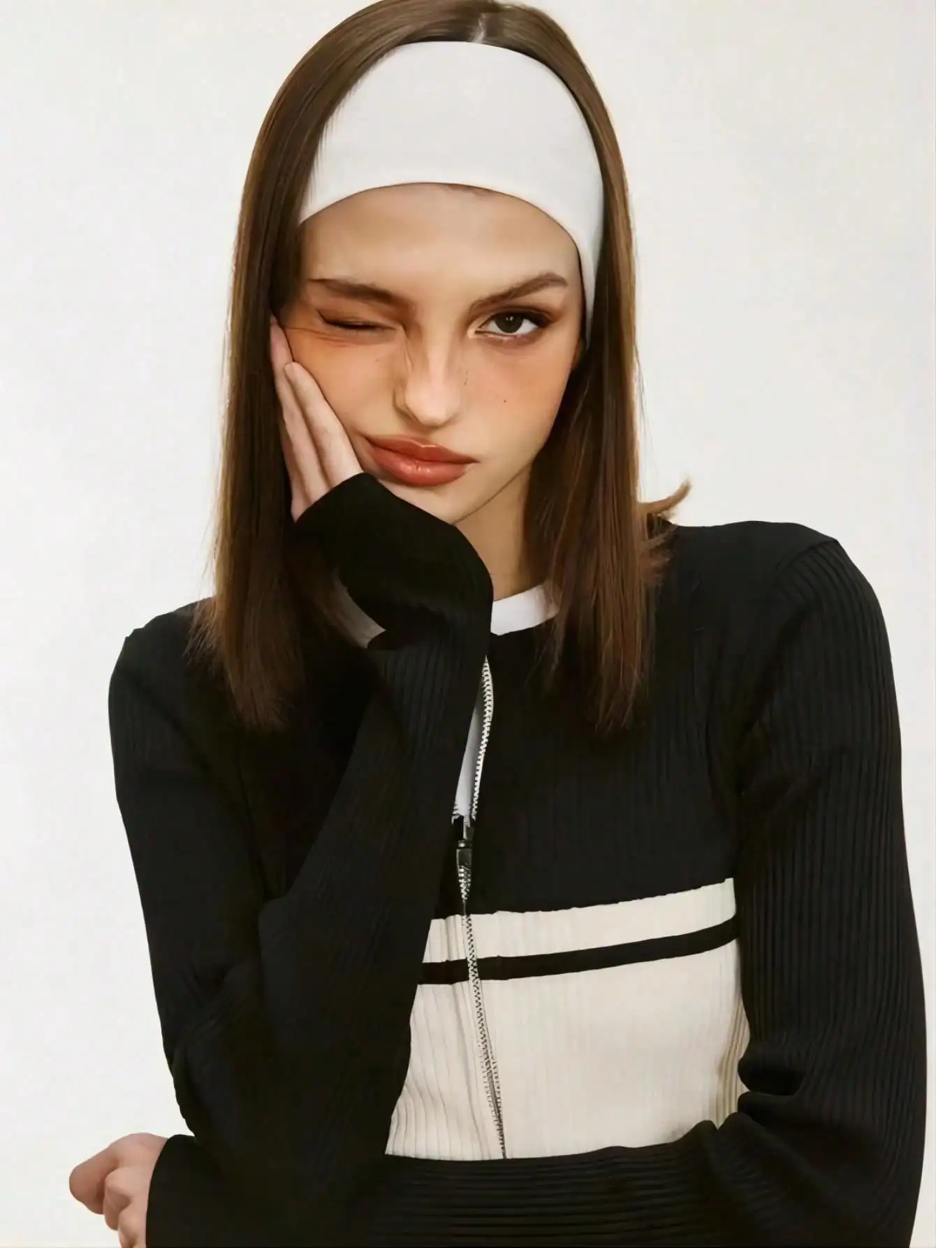 

Women's Non-slip Elastic Wide Headband Yoga Sports Workout Running Hairband Soft Solid White Turban for Fitness Makeup