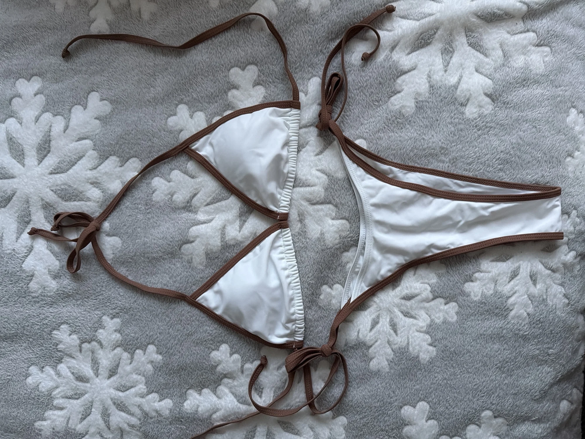 Solid-Color Lace-Up Casual Bikini Set