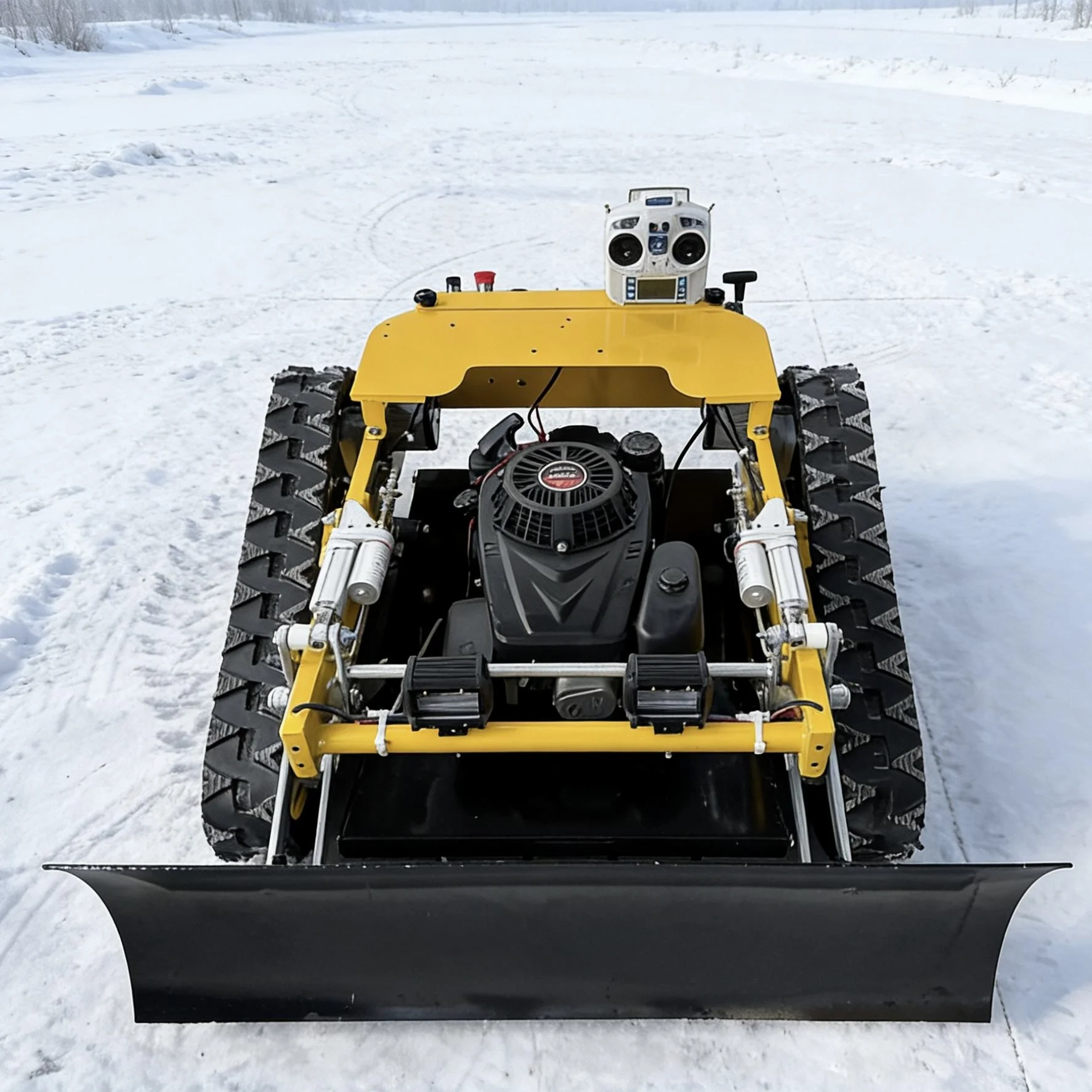 Customized Remote-controlled Lawn Mower with Snow Shovel, Automatic Robotic Lawn Mower Cutter for Steep Slopes Mower