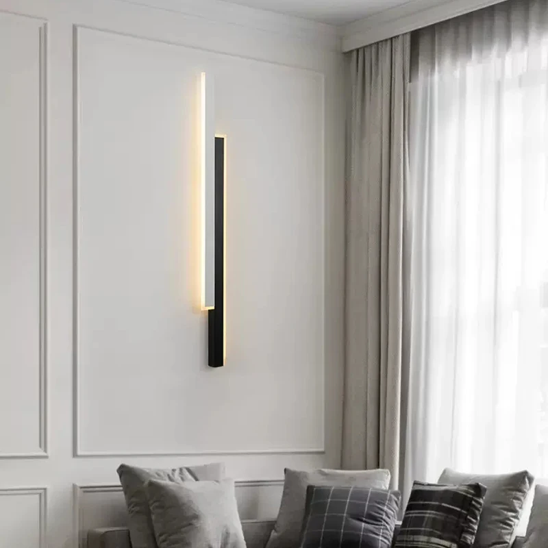 Applique murale LED au design moderne, luminaire décoratif d'intérieur, idéal pour un salon, une salle à manger ou une chambre à coucher