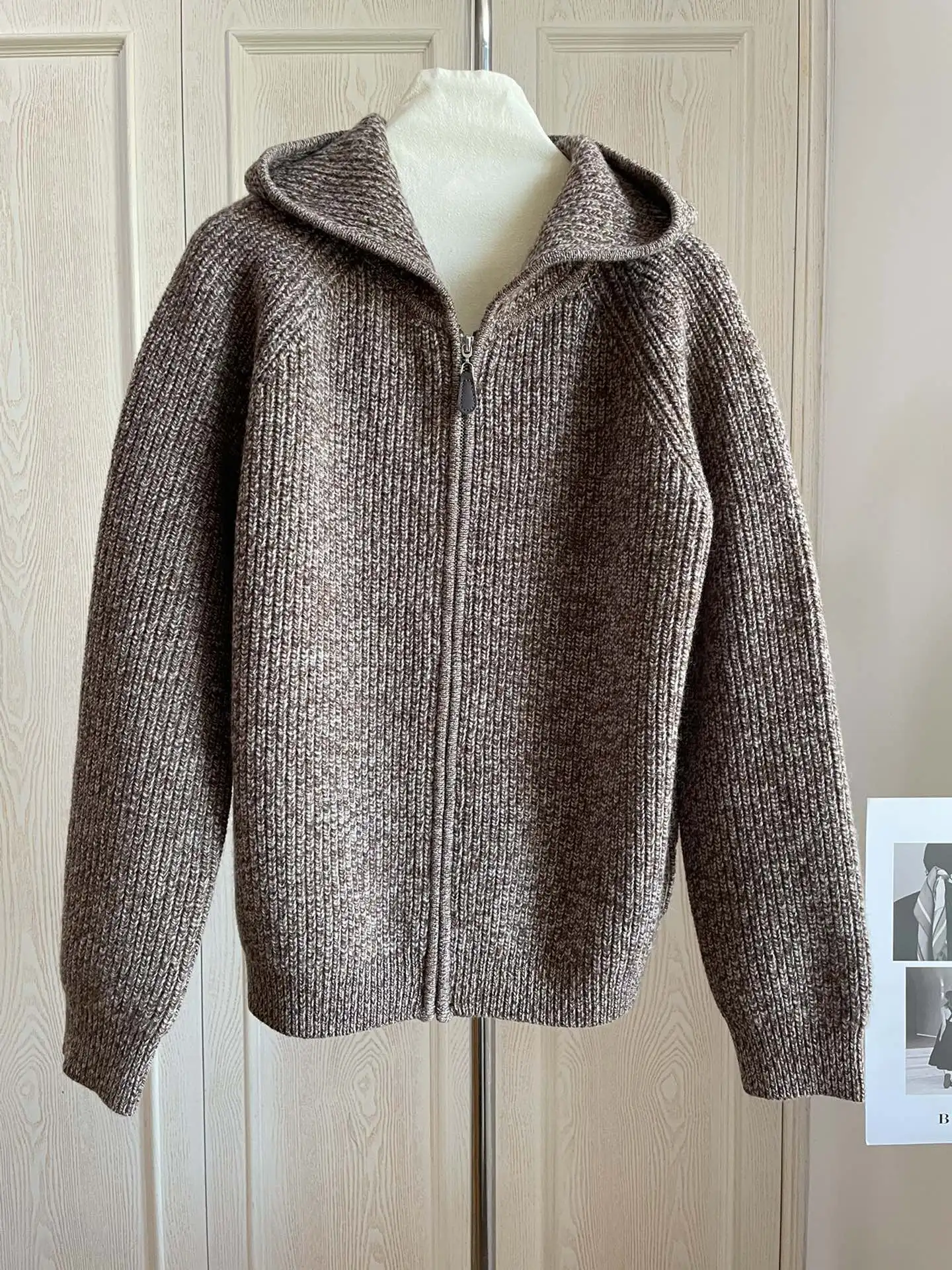 

100% Wool High Quality New Women Hooded Zipper Knitted Cardigan Tops Long Sleeve Elegant Chic Luxury Sweet Casual Solid Sweater