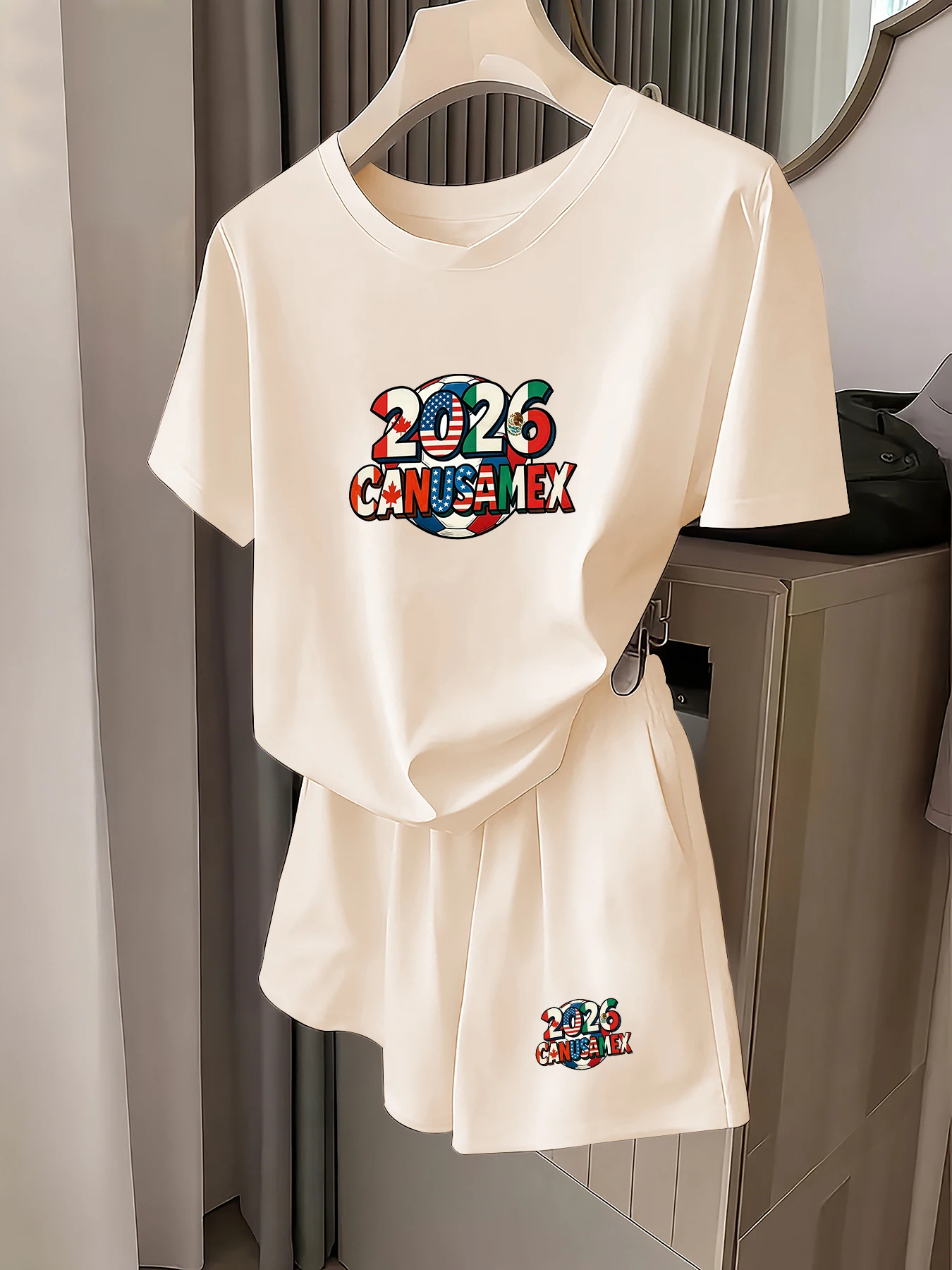 

Summer Casual Short-Sleeved Shorts Set, Fashionable Printed Casual Sports Two-Piece Set