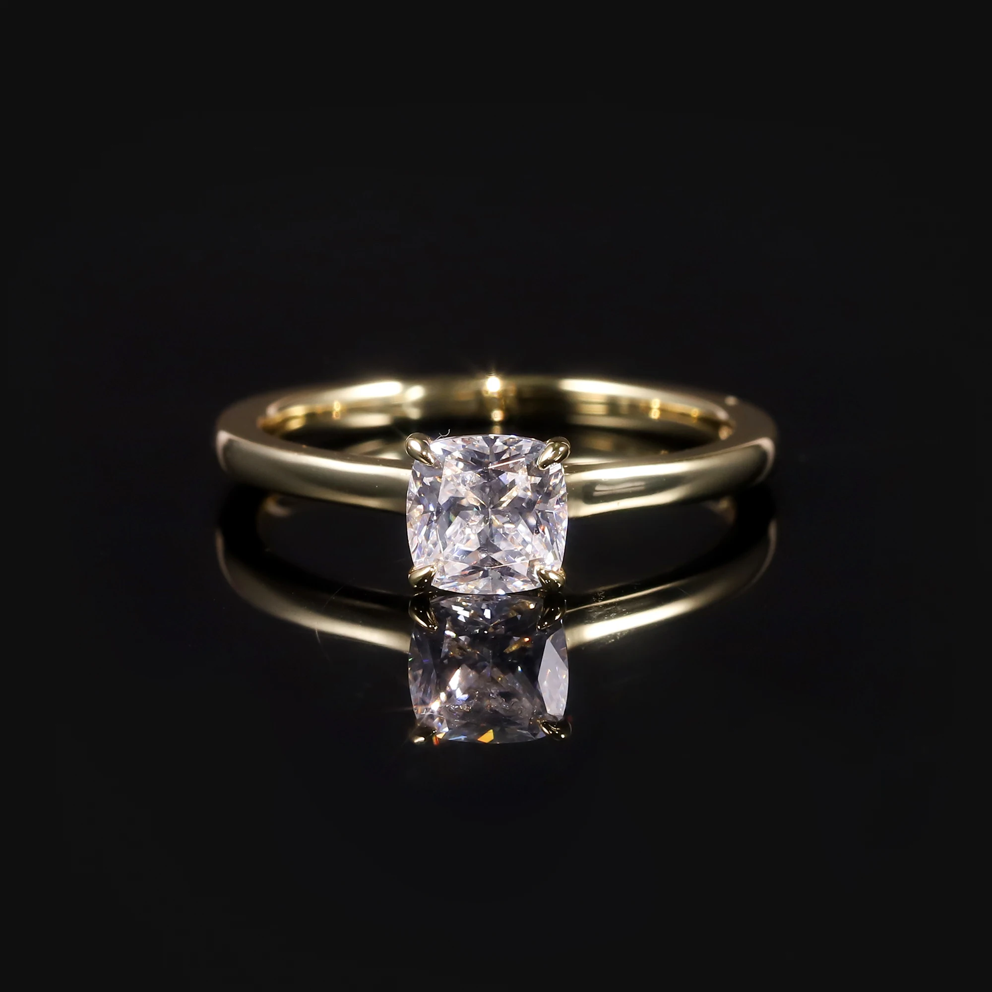 GEM'S BALLET 0.8CTW 5.5mm Cushion Cut Freesia Hidden Halo Moissanite Solitaire Engagement Ring in 18k Gold Plated 925 Silver