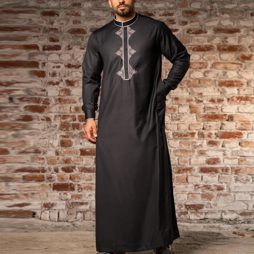 2024 New Islamic Muslim Men\'s Black Long-sleeved Classic Embroidery Robe Arabic Ethnic Style Men\'s Casual Black Formal Robe