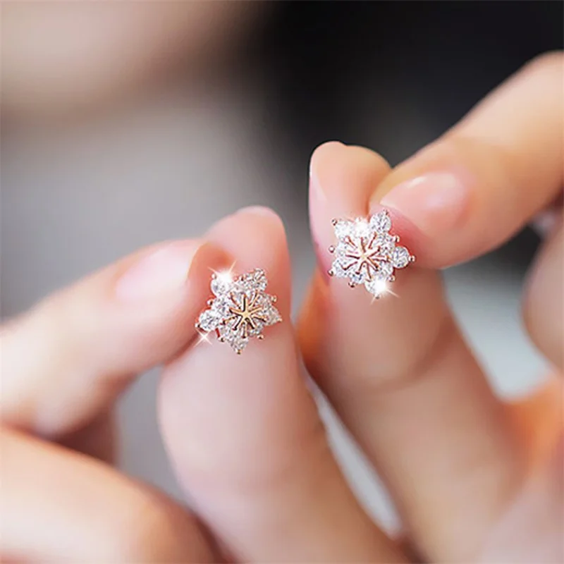 Christmas Snowflake Zircon Stud Earrings For Women Shiny Crystal Snowflake Earrings Christmas Festival Jewelry New Year Gifts