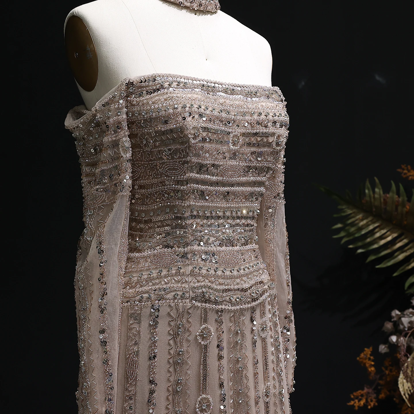 Sharon Said Luxuriöses Silberperlenbesetztes Elegantes Schulterfreies Abendkleid mit Choker, Langen Ärmeln, Luxus-Hochzeitskleid SS178 Maßanfertigung – Detail 17