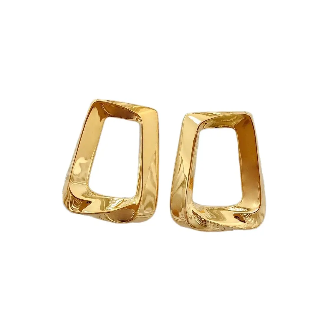 

MADALENA SARARA 18K Yellow Gold Women Earrings Traipzoid Exaggerated Design Au750 Stamp