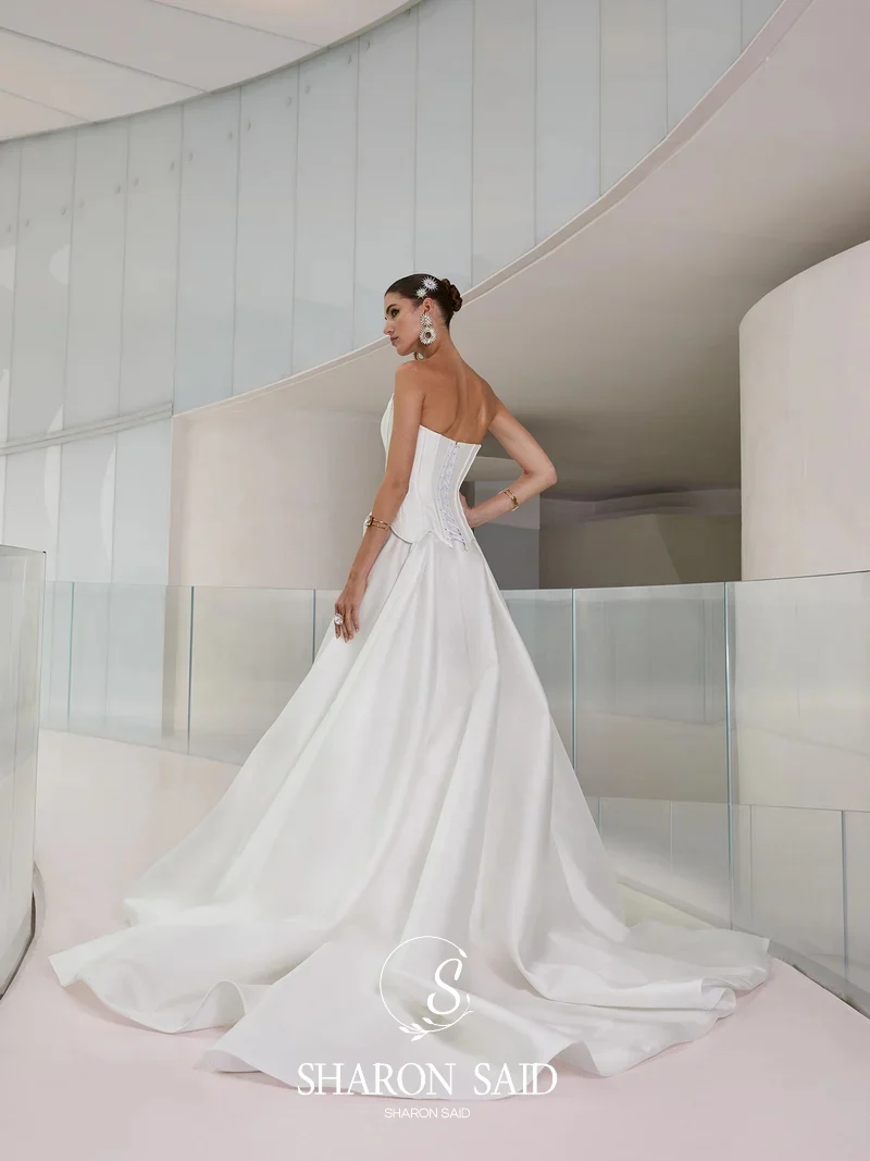 Sharon Said Eenvoudige Off White Satijnen Strapless Trouwjurk 2025 Elegante Hof Trein Corset Prinses Bruid Jurken SW348 Aangepaste